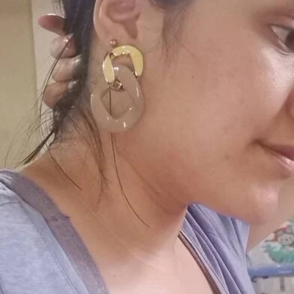 Chunky 2 Link Chain Earrings - Picture 7 of 12